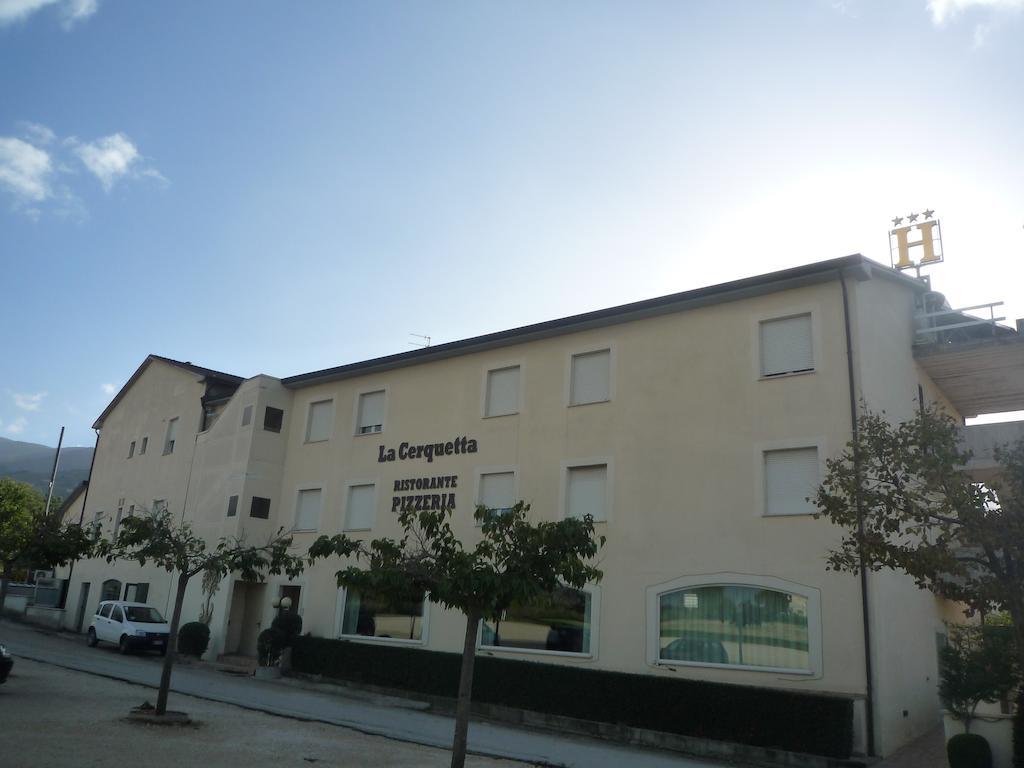 La Cerquetta Hotel Треви Екстериор снимка